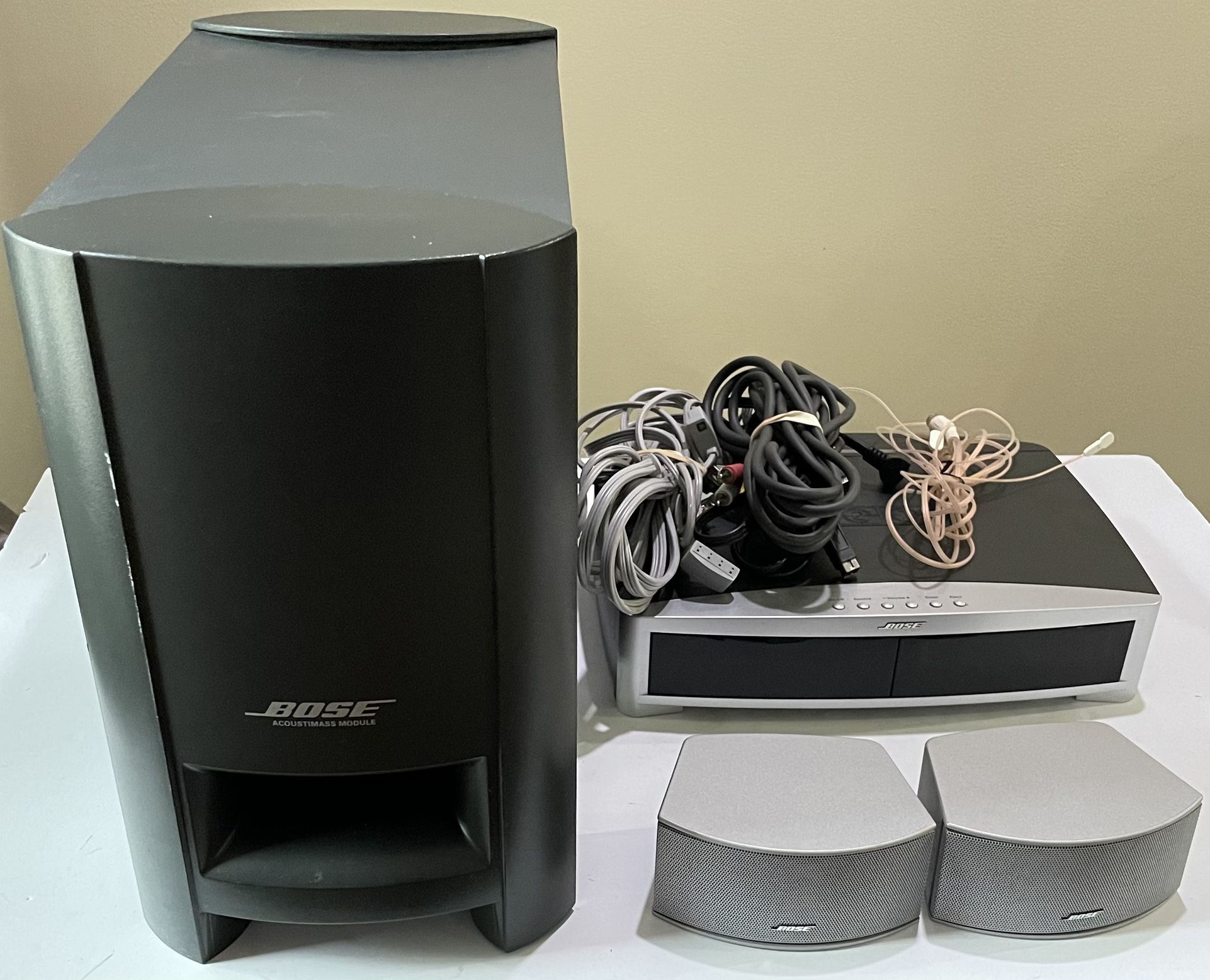 Bose AV3-2-1 GSX Series II Media Center With PS3-2-1 II Powered Speaker System