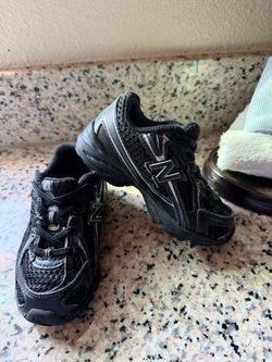 Boy toddler shoes New Balance size 7