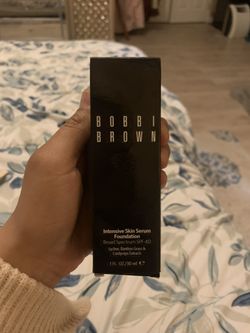 Bobbi Brown