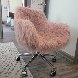 Free Swivel Chair - Adjustable Height