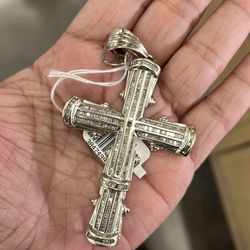 Cross pendant