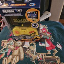 Pac-Man Arcade One Up