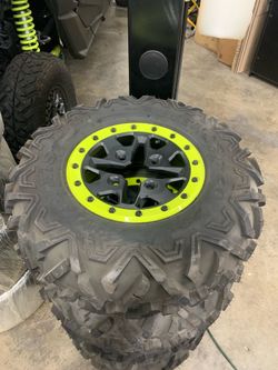 Can Am Wheels/tires