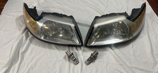 99-04 Mustang Headlights