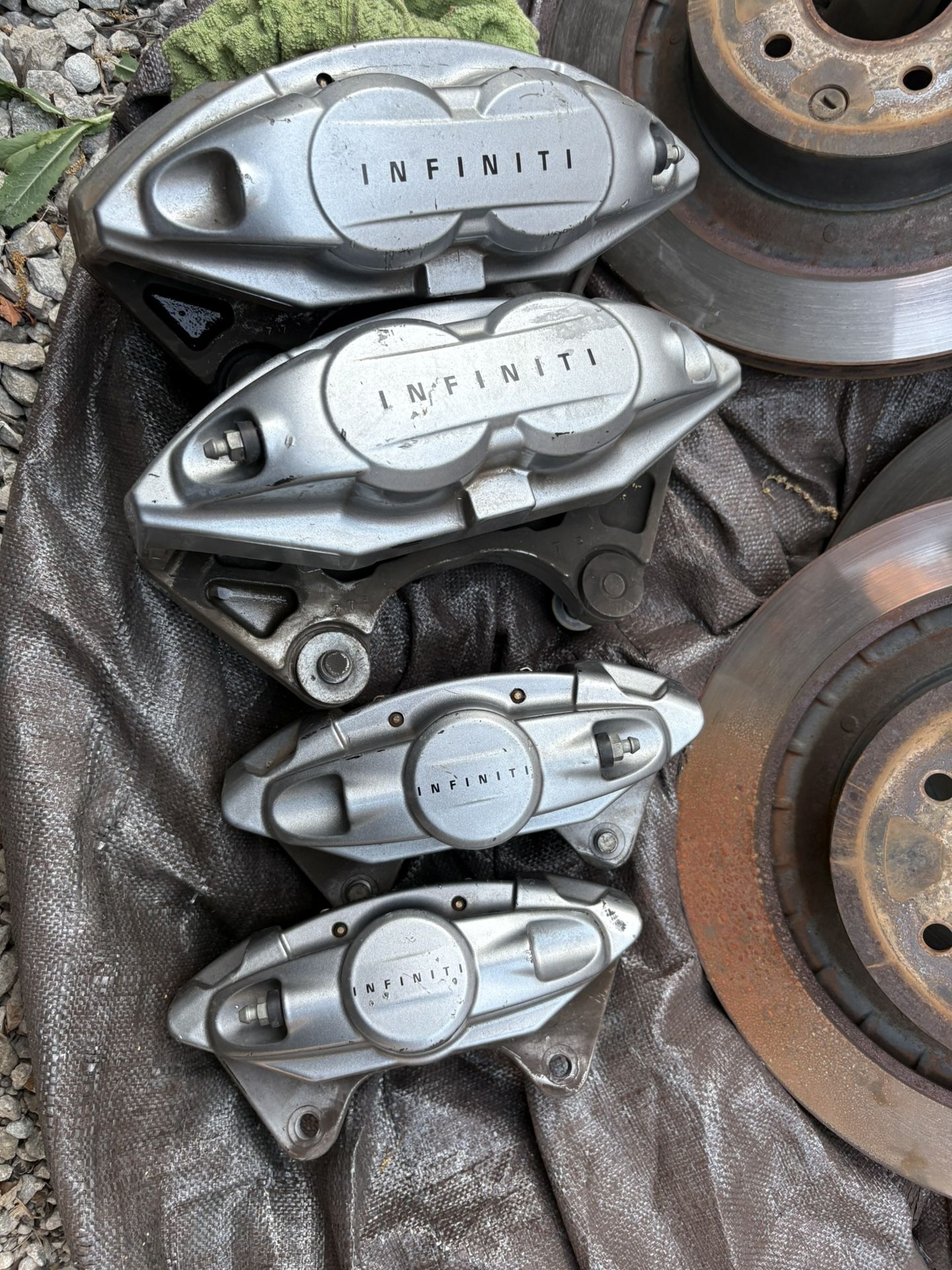 G37/Q50/370z Akebono Calipers