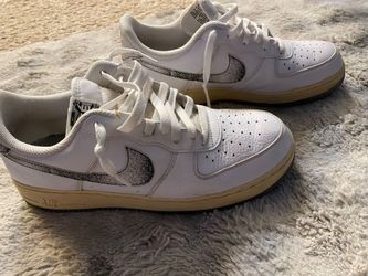 Nikes shoes