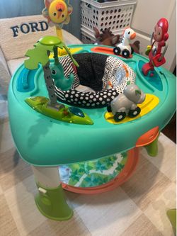 Sit and spin saucer