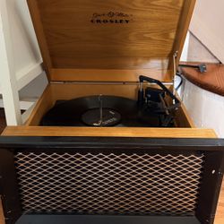 Crosley CR85 Collegiate Stack-O-Matic
