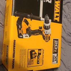 DEWALT 20V XR POWER DETECT HAMMER DRILL/DRIVER KIT DCD998W1 BRAND NEW SEALED BOX