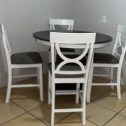 Dinning table