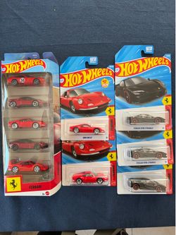 Hot wheels Ferraris 5 pack and single cards