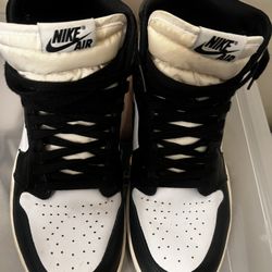 Air Jordan 1 High Wmns “ Latte “ 