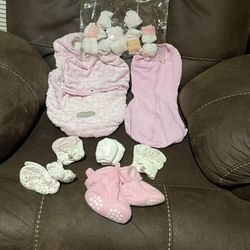 Newborn Swaddles/Socks/Booties