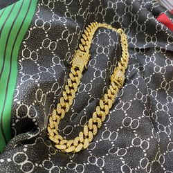 Yellow 16 inch lab ice choker