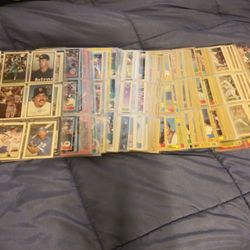 1000+ Baseball Cards