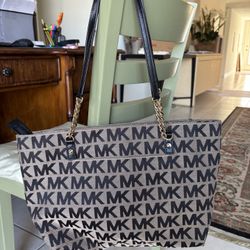 Handbag-Michael Kors