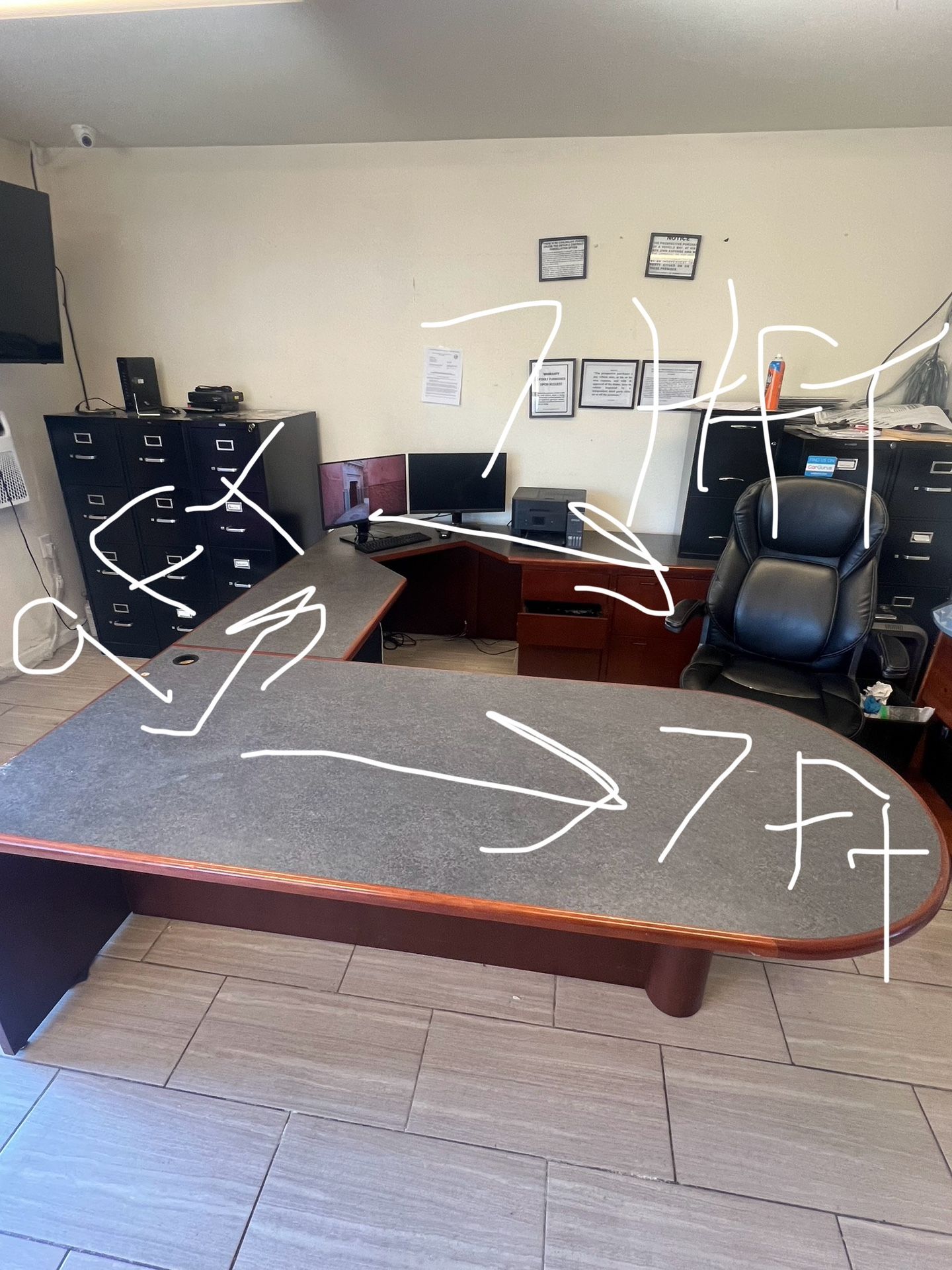Big Desk