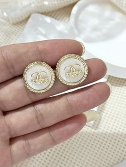 😍STUNNING CC EARRINGS 😍