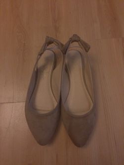 New size 7 flats . Paid 12 asking $5
