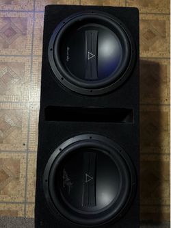 2 12” Phoenix Gold subs with ported box