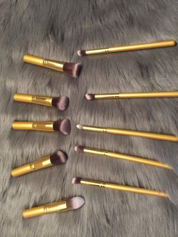 BRAND NEW BRUSHES SETS