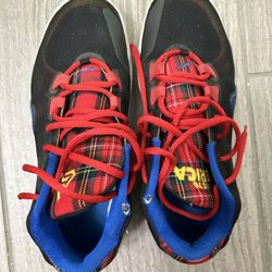 Nike Giannis Basketball Shoes 