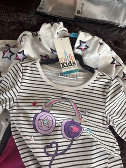 Kid’s 4-piece Set Size 4T