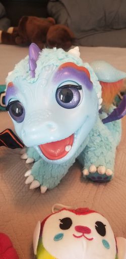 Battery Operated Smoke Breathing FURReal Dragon PLUS SEVERAL BONUSES