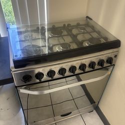 Gas stove and oven