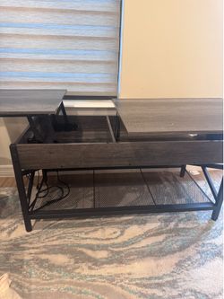 Opening coffee table