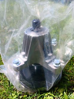 Spindle For Mtd And Cub Cedet 