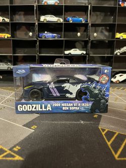 Jada Godzilla 1:43 2009 Nissan GT-R (R35) Ben Doors