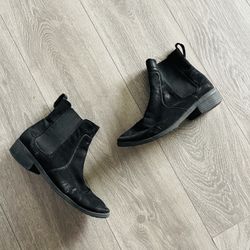 H&M black booties A