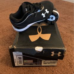 Kids Baseball Cleats