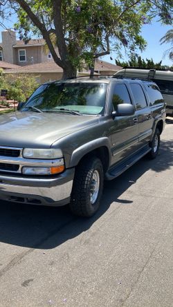 2000 Chevy suburban LT 4x4 2500 6.0l
