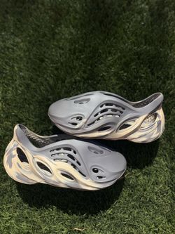 Moon Grey Foam Runnr