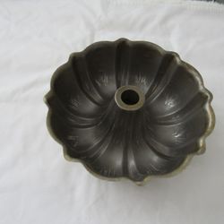 Bundt Cake Pan