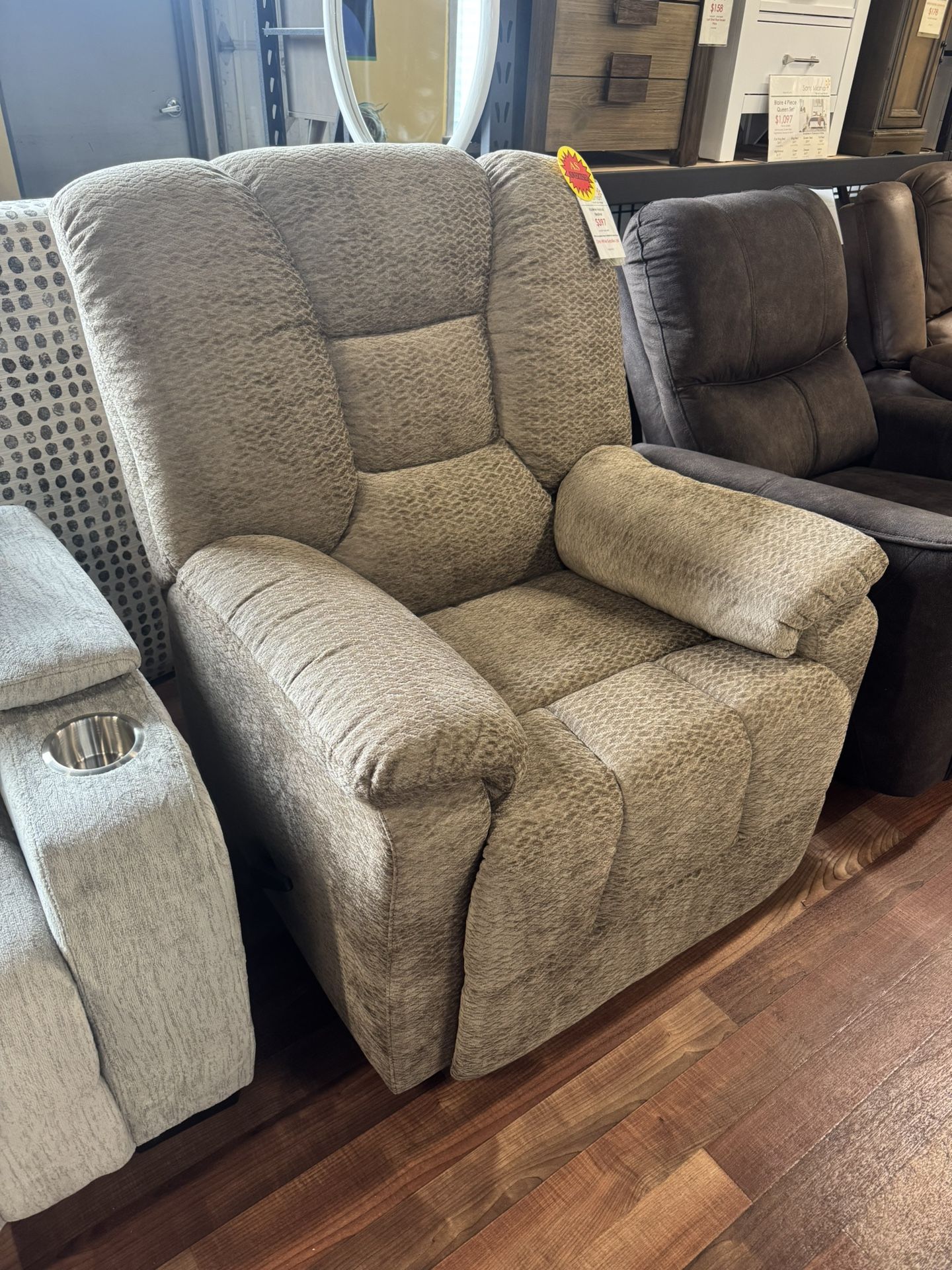 Kaylene Recliner