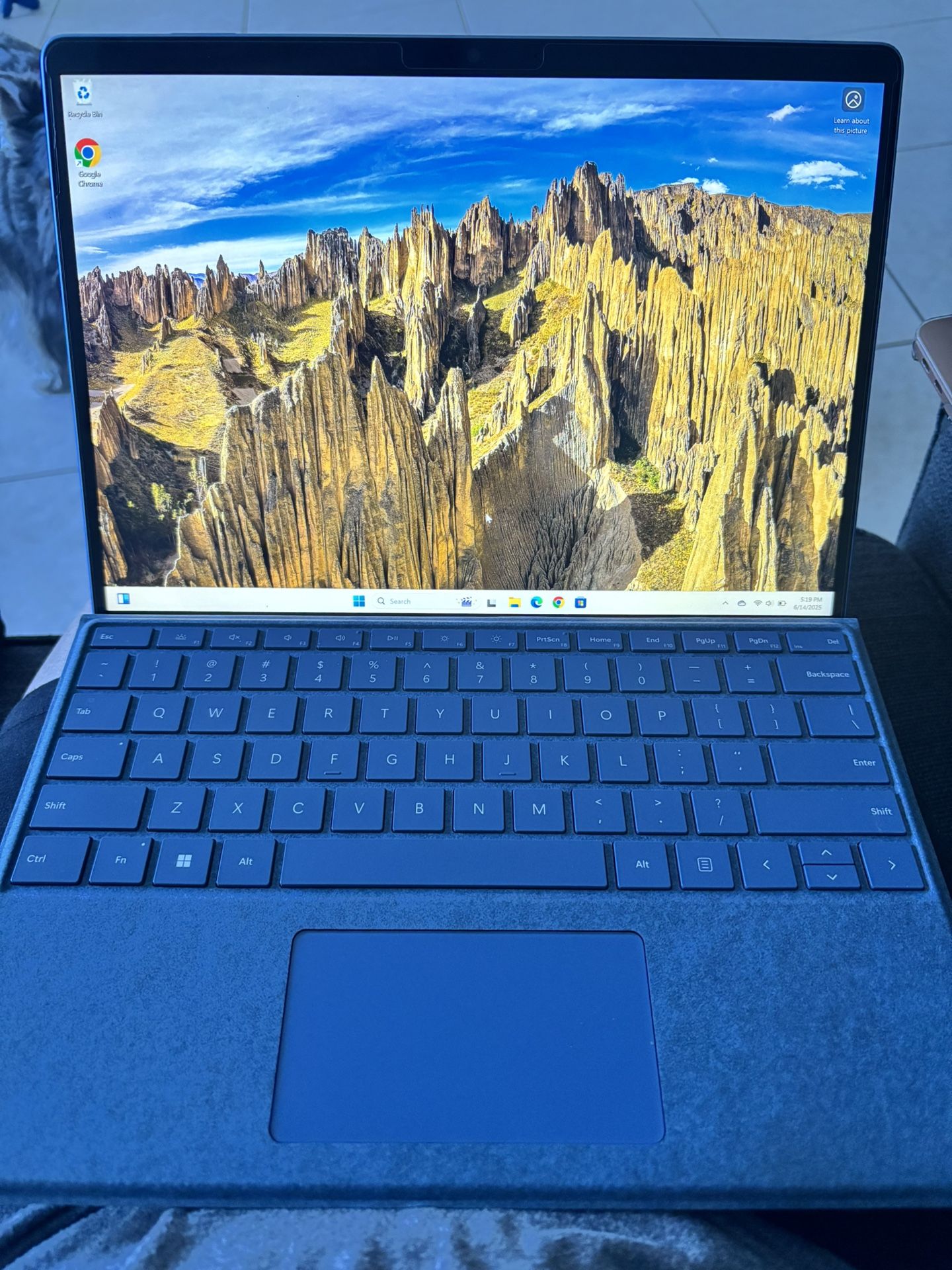 Surface Pro 9 (2023)