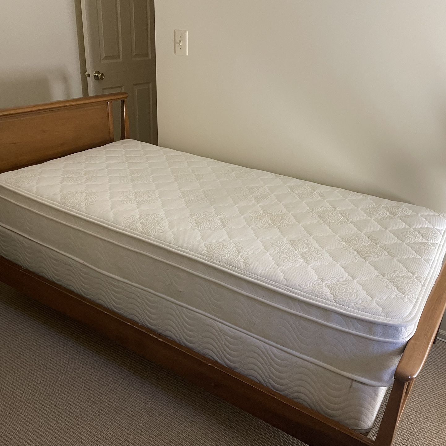 Simmons Beautyrest Single Bed Set (was $1,500)