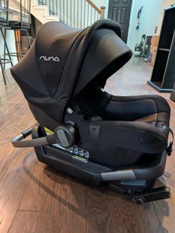 Nuna Infant Car Seat with Base