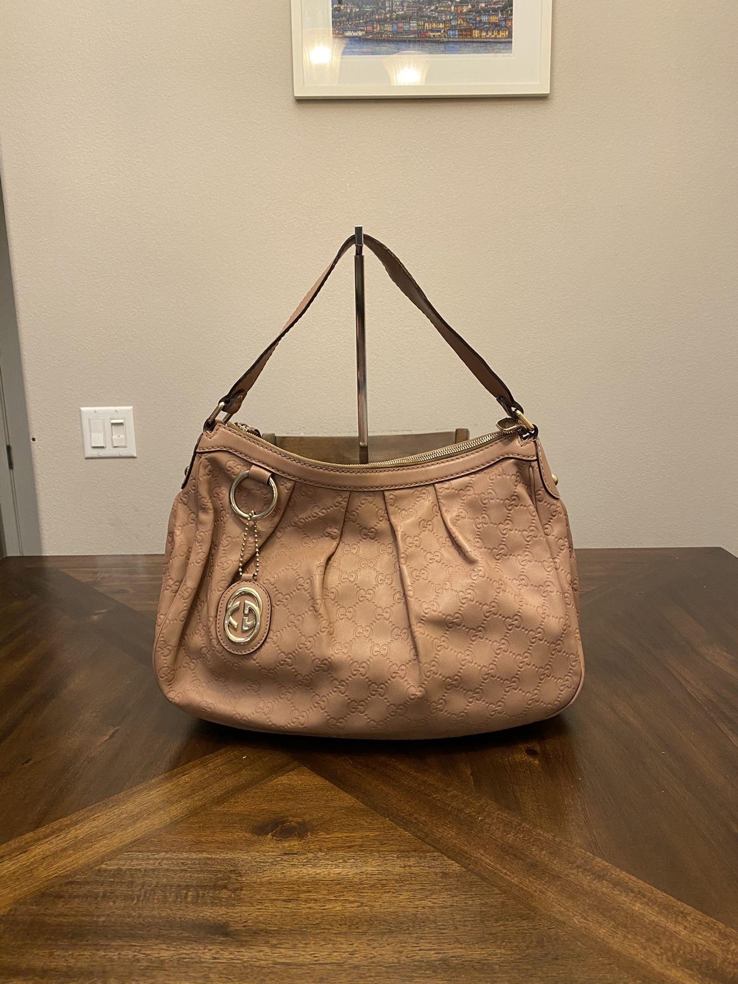 Gucci GG logo printed Totes Shoulder Bag