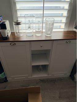 Trash cabinet