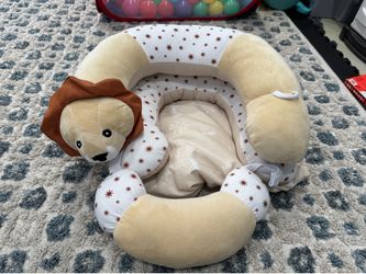 Baby tummy time pillow/seat