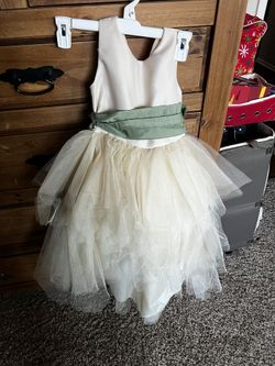 Very Nice Girl Dress