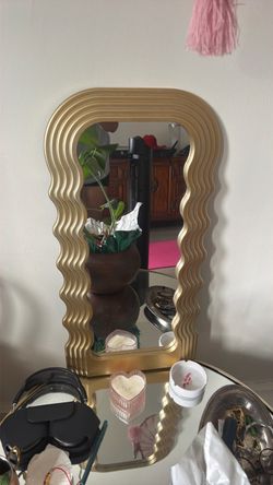 Gold squiggle mirror