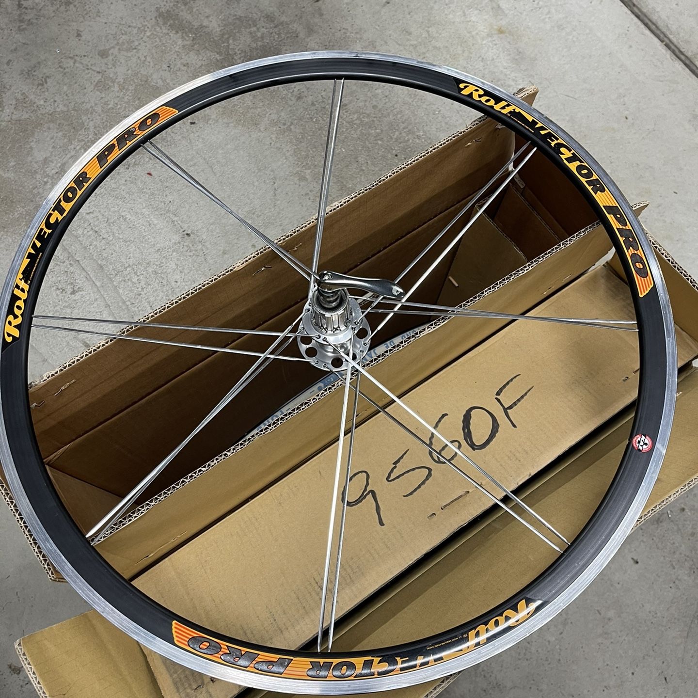 Wheel Set Rolf Vector Pro 700c for Sale in Chicago, IL - OfferUp