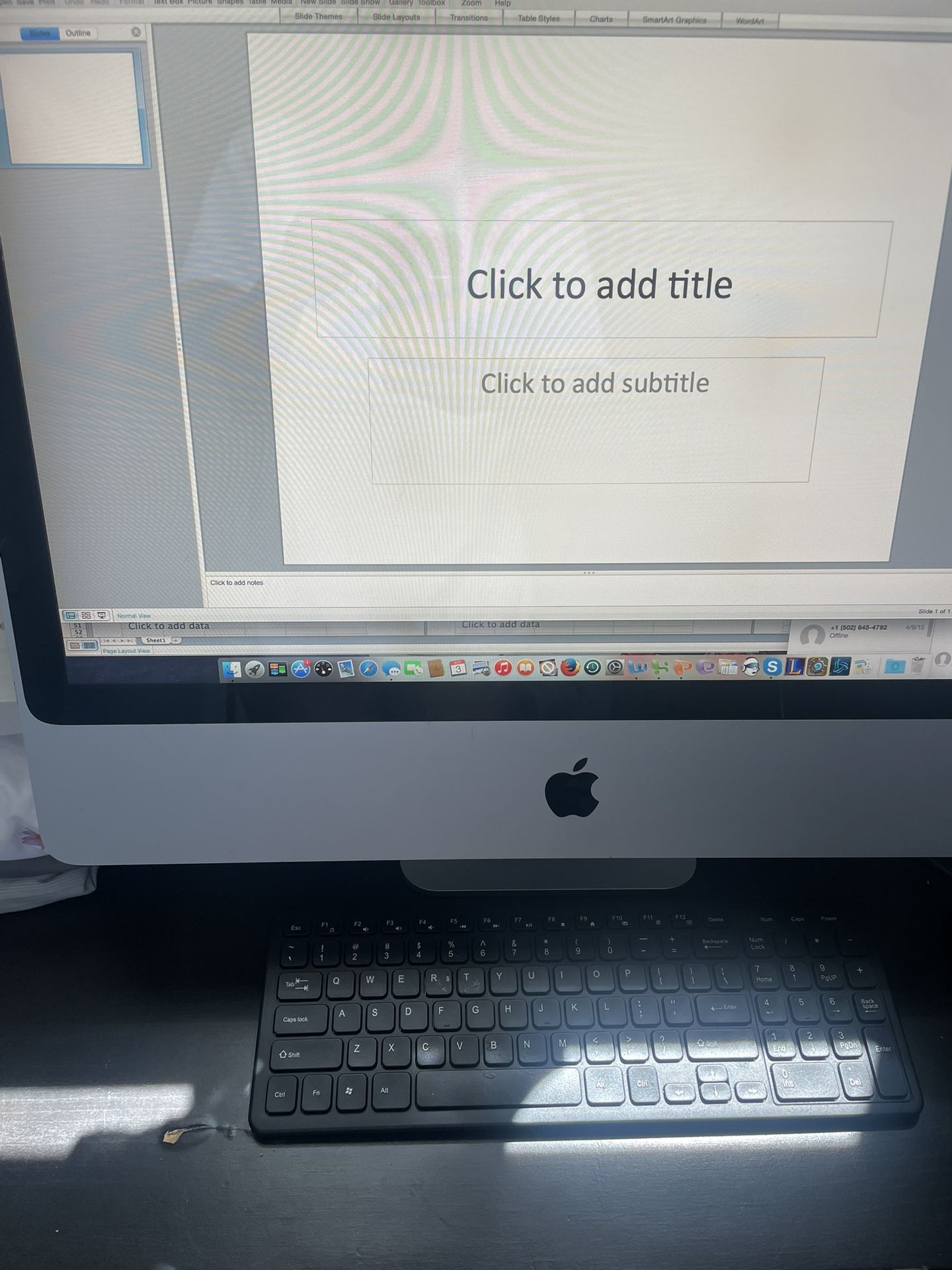 iMac Computer With Wireless Keyboard 
