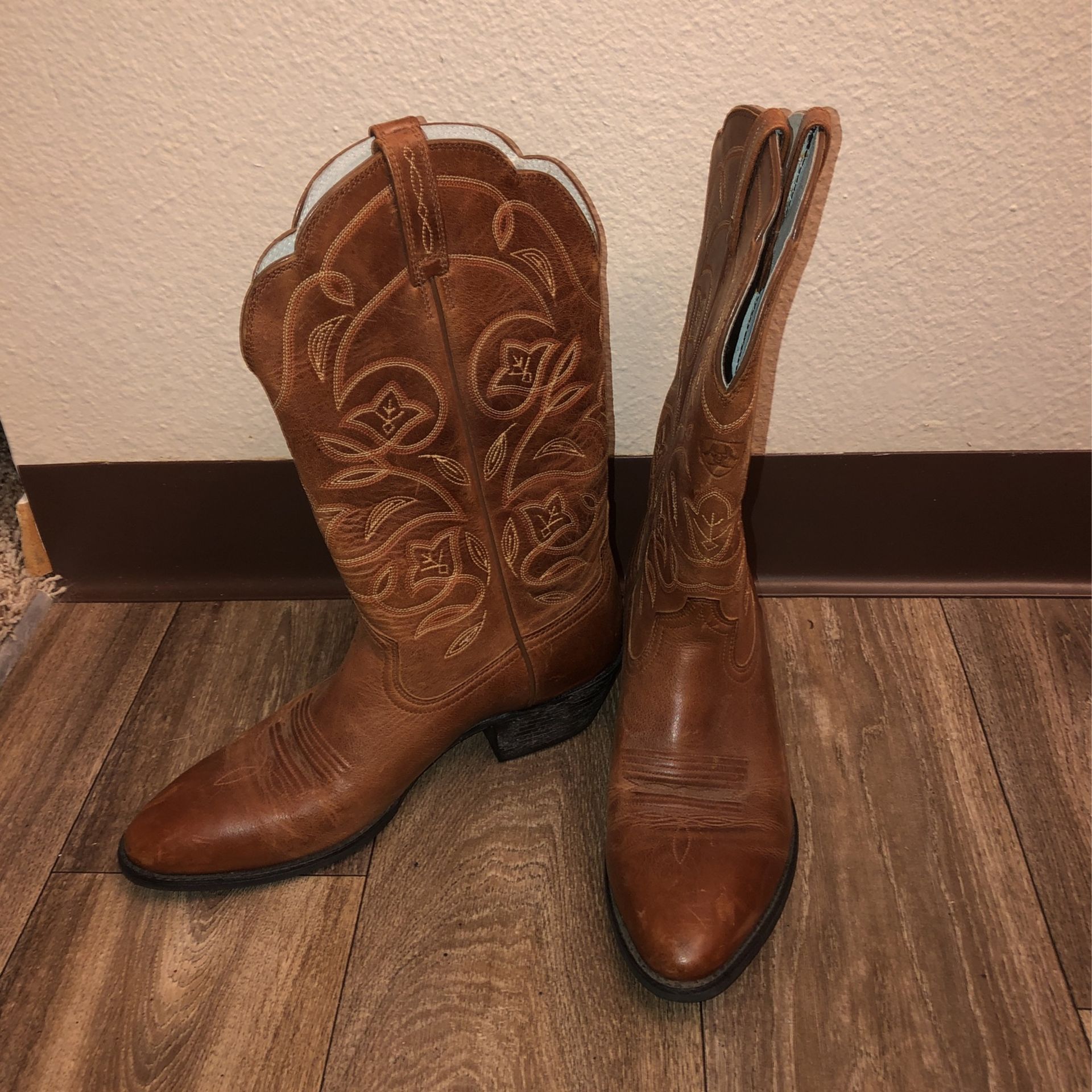 Ariat Women’s Cowboy Boots