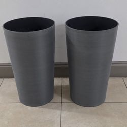 *** HOLIDAY SALE *** PAIR of 22" Gray Resin Planters @ Lasting Creations